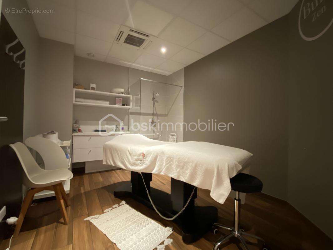 Commerce à SAINT-JORIOZ