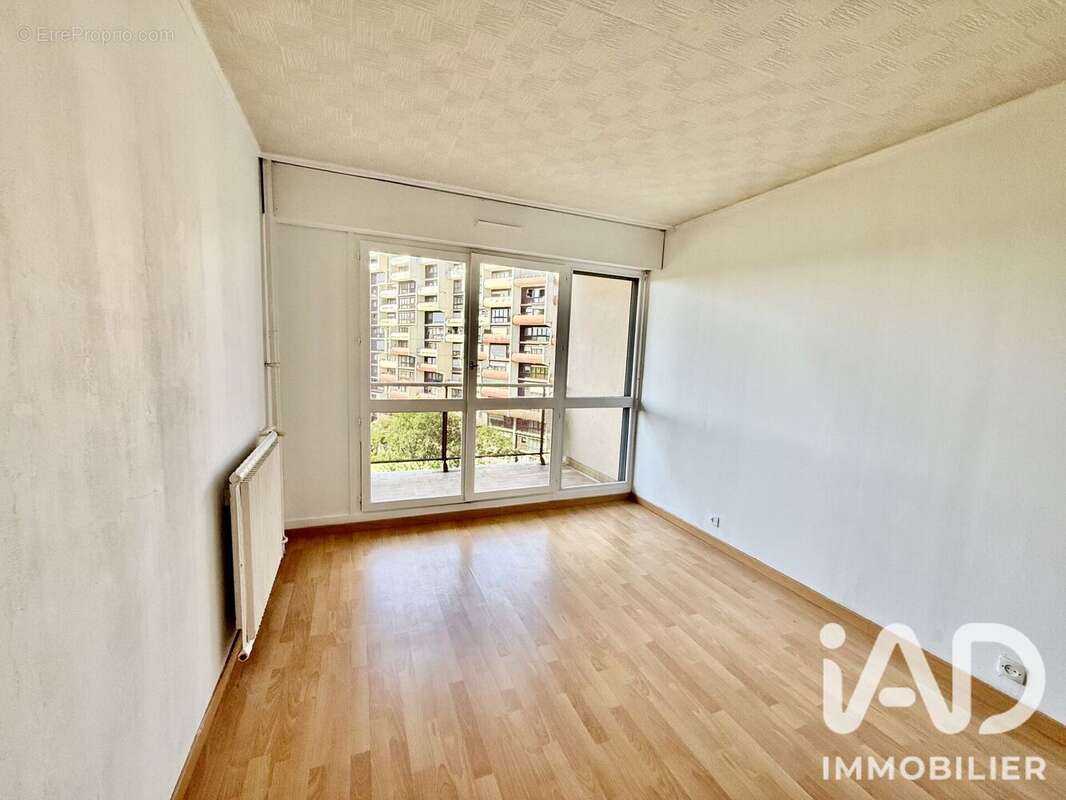Appartement 79 m² à Sevran  - photo 6