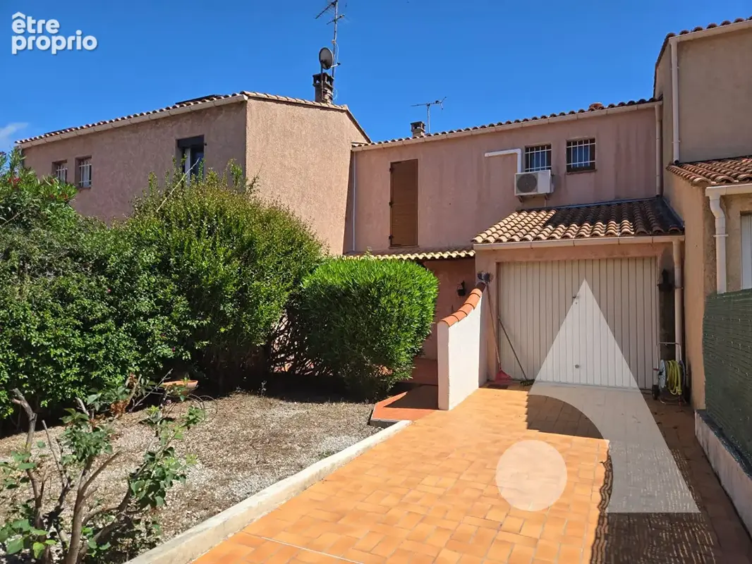 Marseille 10ème, Maison 4 Pièces de 96 m² avec Garage & Jardins Calme et Beaux Extérieurs - photo 2