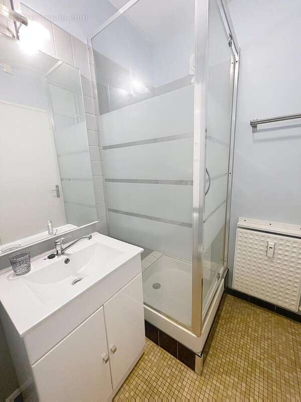 Photo 4 - Appartement à JUVISY-SUR-ORGE