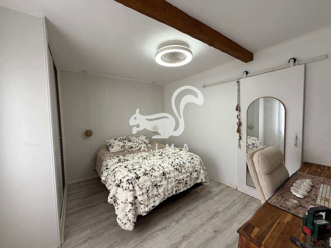 Maison à MIOS
