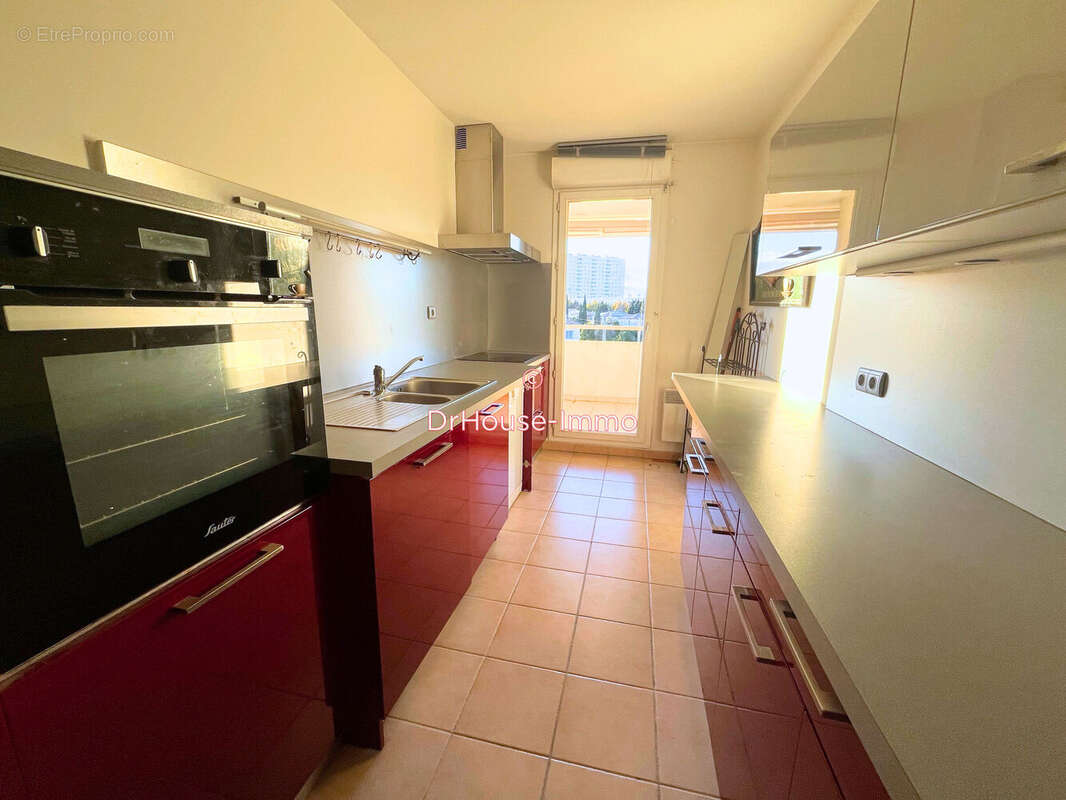 Appartement à MARSEILLE-9E