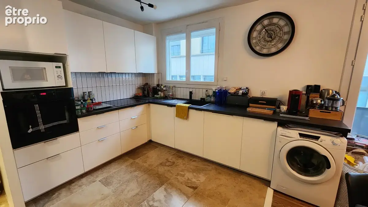 LOURDES CENTRE, A VENDRE Appartement T3 66m² avec cave - photo 2