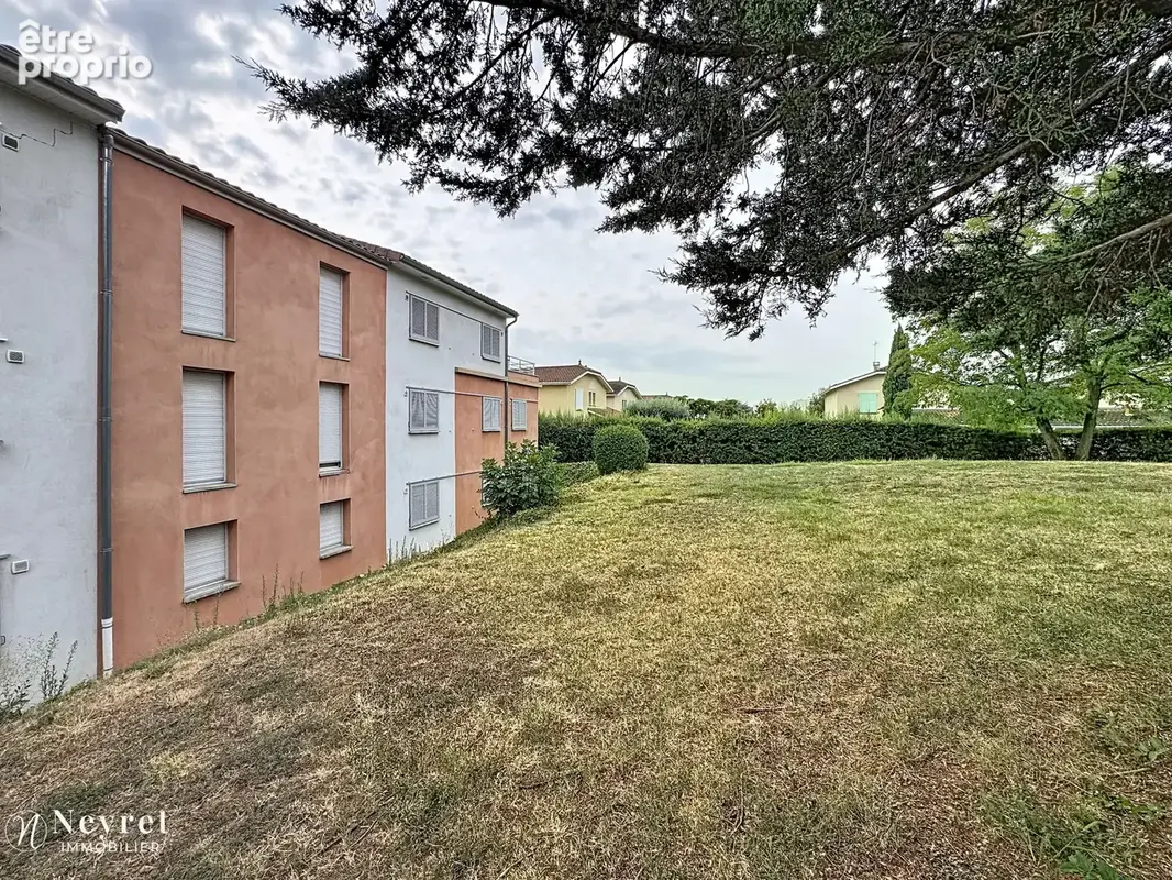 Studio - 20m2 - St Genis Laval secteur hôpital Lyon Sud - photo 8