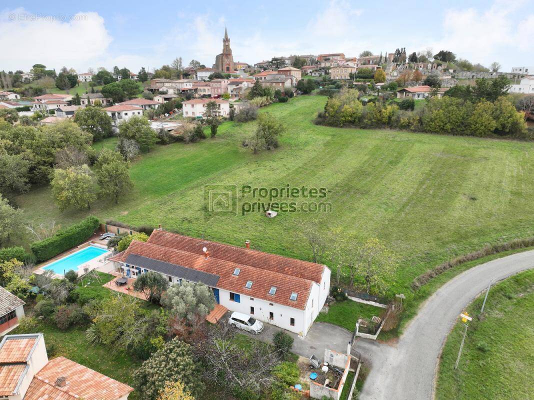 Maison à MONTASTRUC-LA-CONSEILLERE