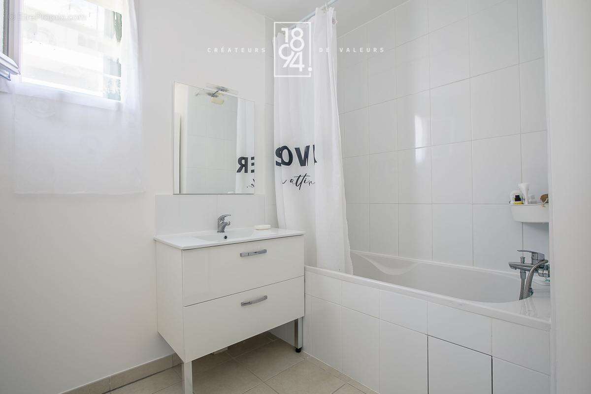 Appartement à MARSEILLE-12E