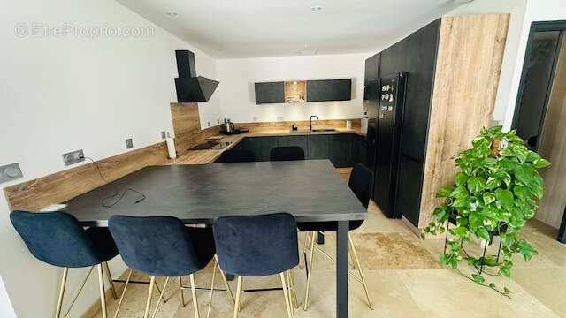 Maison à VAISON-LA-ROMAINE