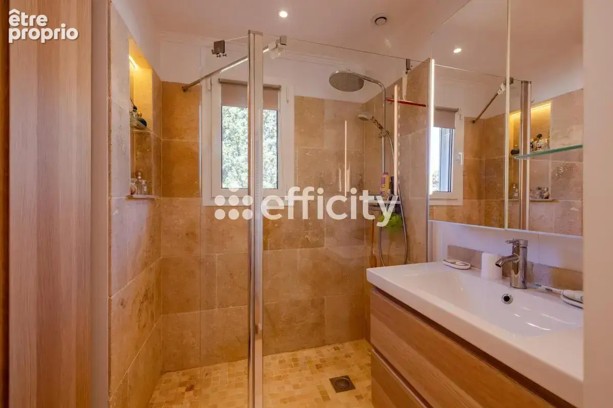 Maison 8 pièces 162 m² à vendre à Grimaud (83310) - photo 14