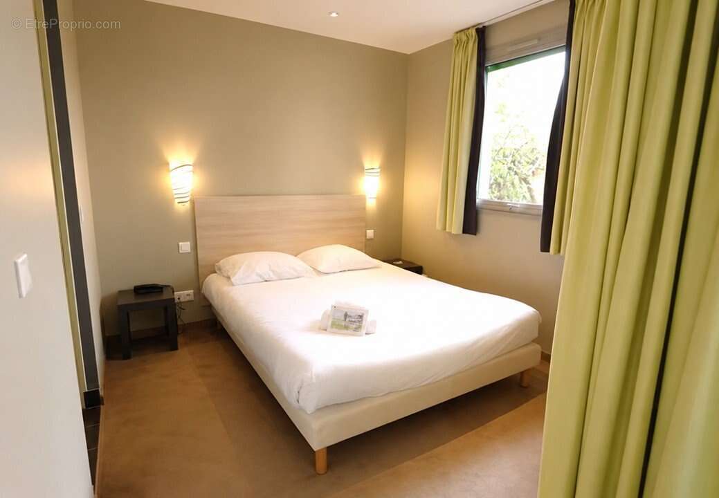 INVESTISSEMENT LOCATIF  SEINE-PORT  Résidence Affaires Châteauform - Les Berges de Seine - 7.89% de rentabilité - photo 3