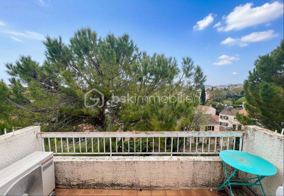 Appartement à PEYMEINADE