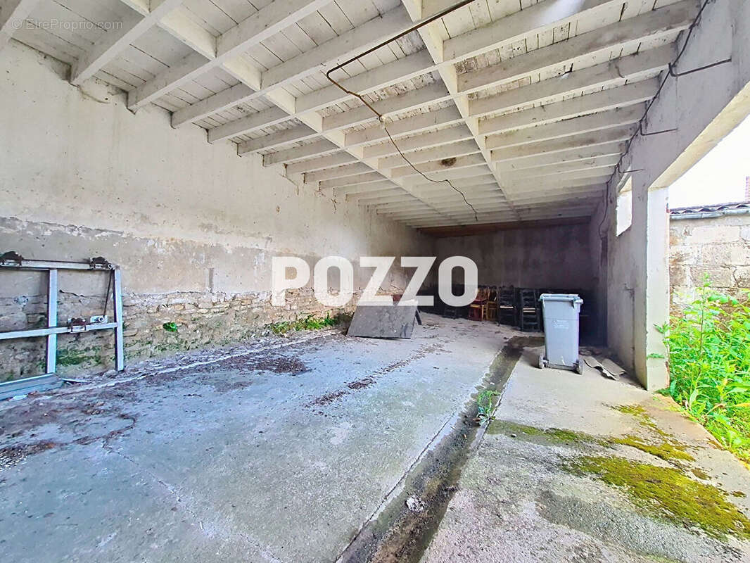 A VENDRE Bâtiment à renover Courseulles Sur Mer - photo 5