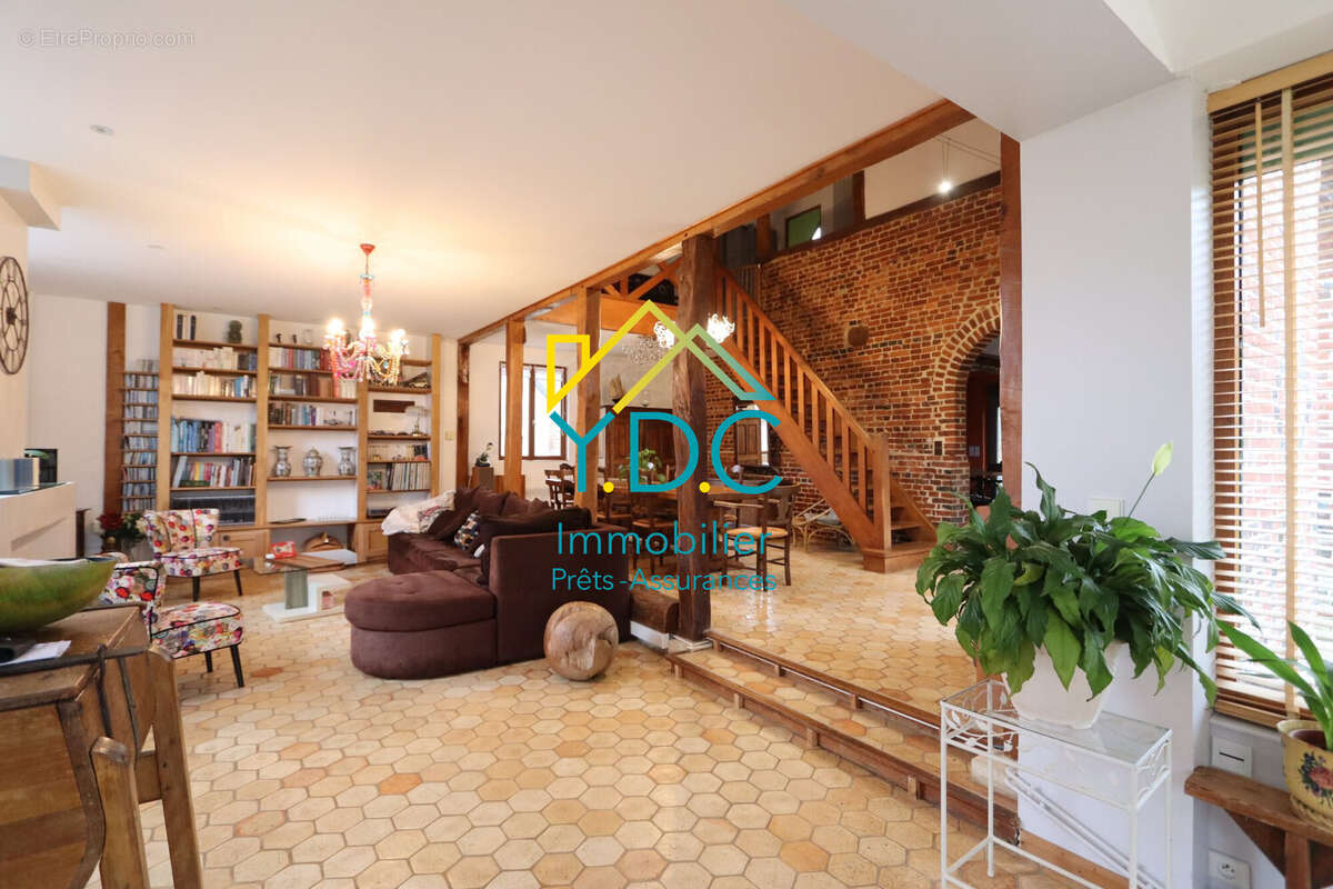 Maison à DOUDEVILLE