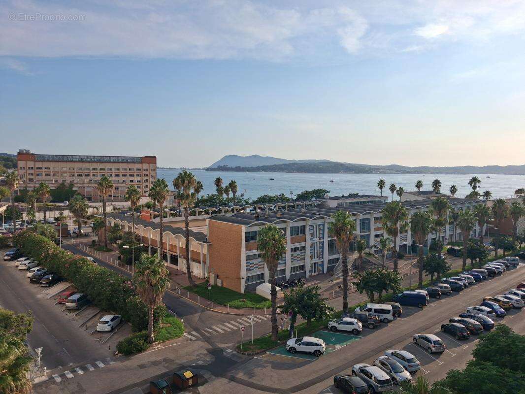 Mourillon faux t3 vue mer cave et parking privatif - photo 4