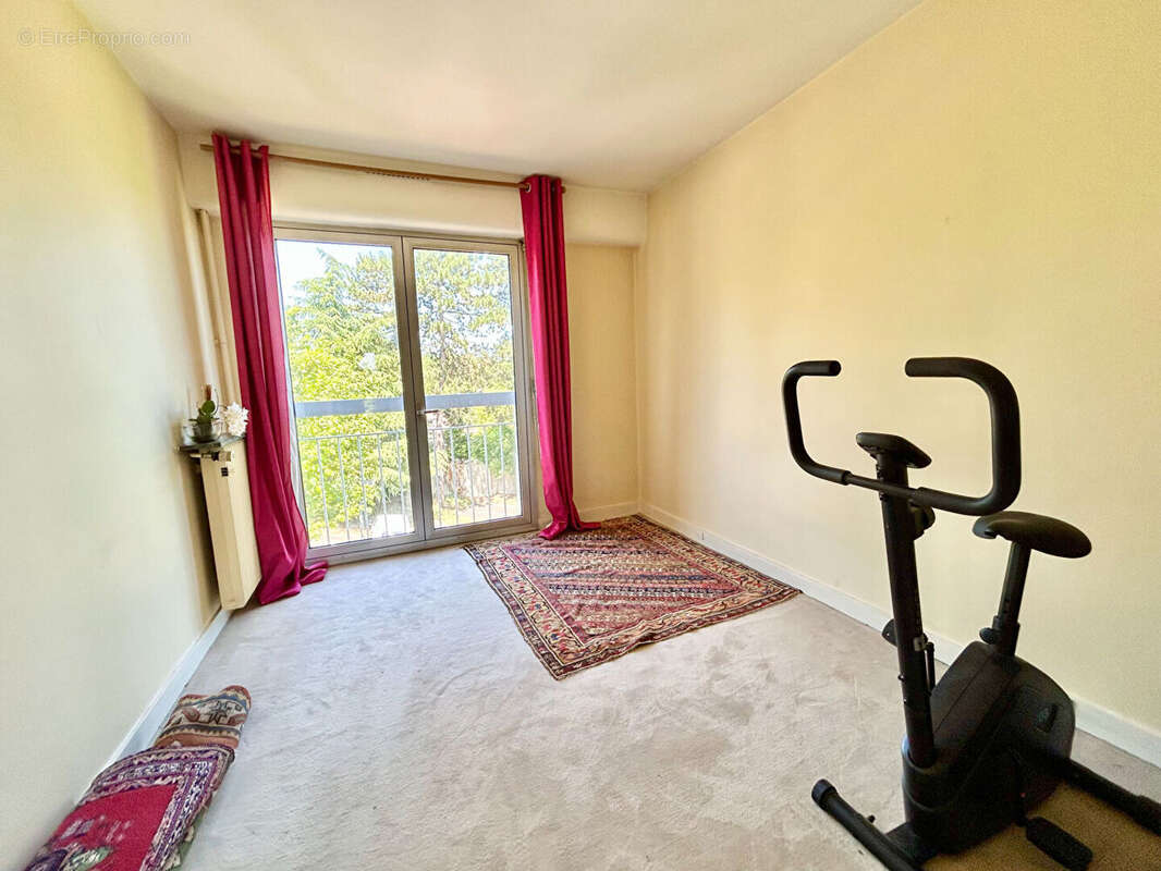 Appartement à GARCHES