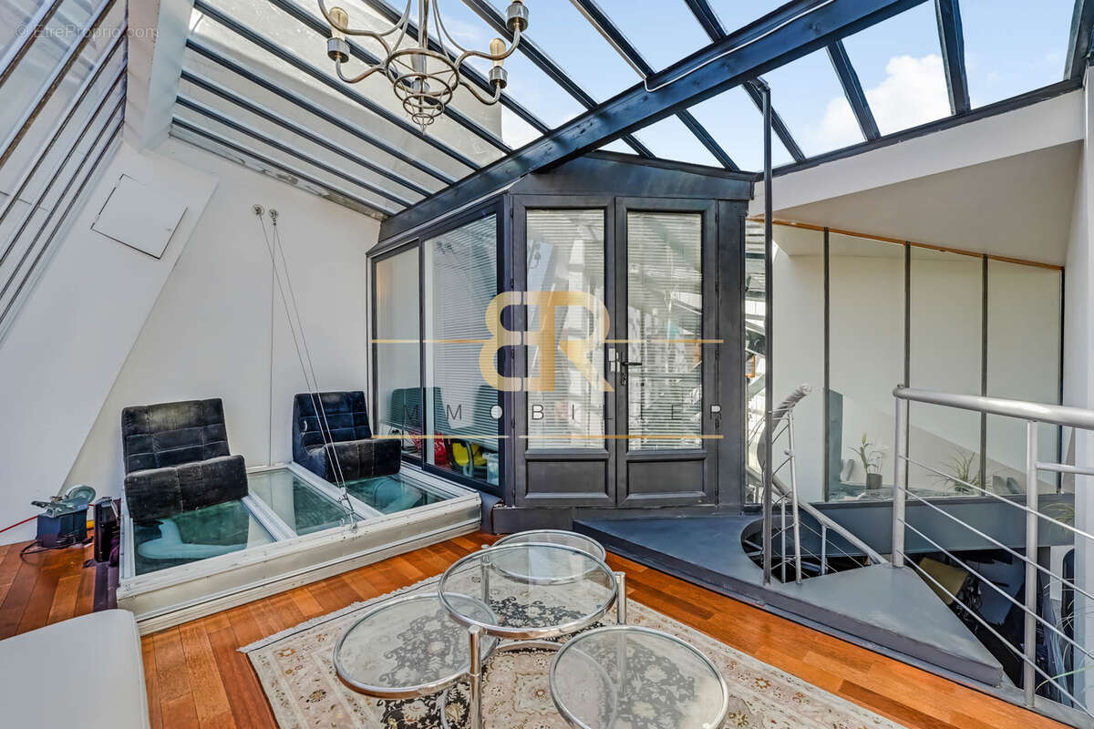 Loft atypique de 190 m2 avec terrasse, sauna sec, jacuzzi, calme et  lumineux - photo 19