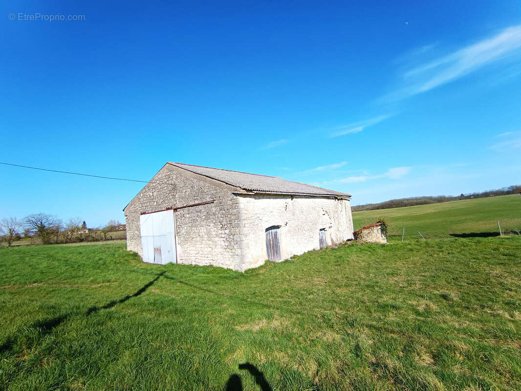 Maison à MAUROUX