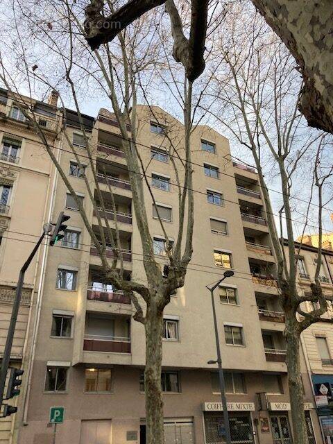 Appartement à LYON-6E
