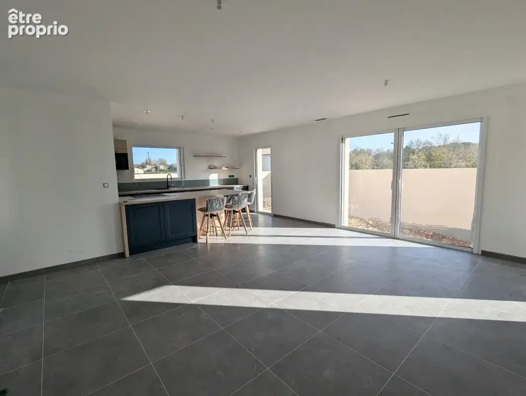 Maison à vendre FLEAC Maison neuve avec un grand espace de vie, quatre chambres et garage - photo 3