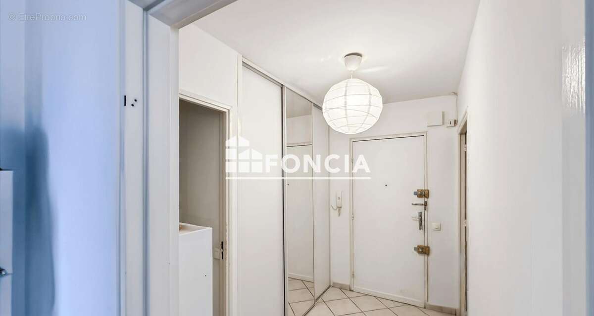 Appartement à VITROLLES