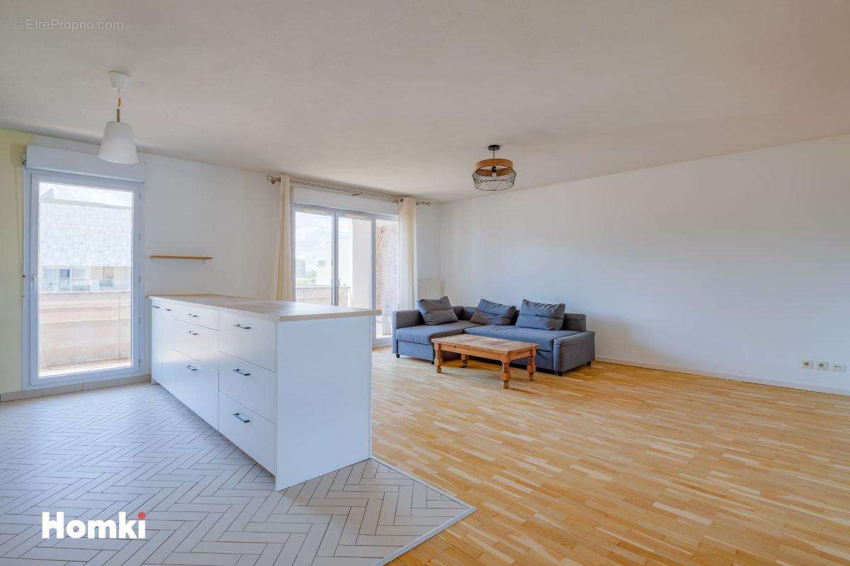 T4 de 82 m² avec balcon, cave et garage possible – Résidence récente et sécurisée - photo 3