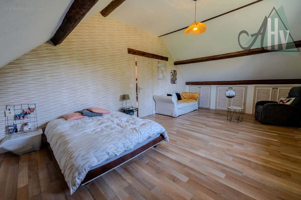 89 - Propriété d'exception, 9 pièces 250 m2 environ, 2500 m2 terrain - photo 8