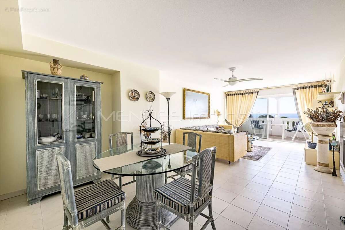 Appartement à CAP-D'AIL
