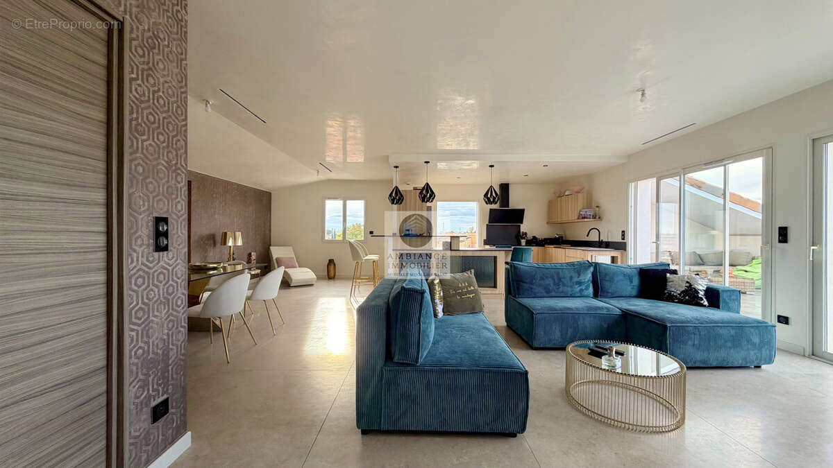 Appartement à TOURNON-SUR-RHONE