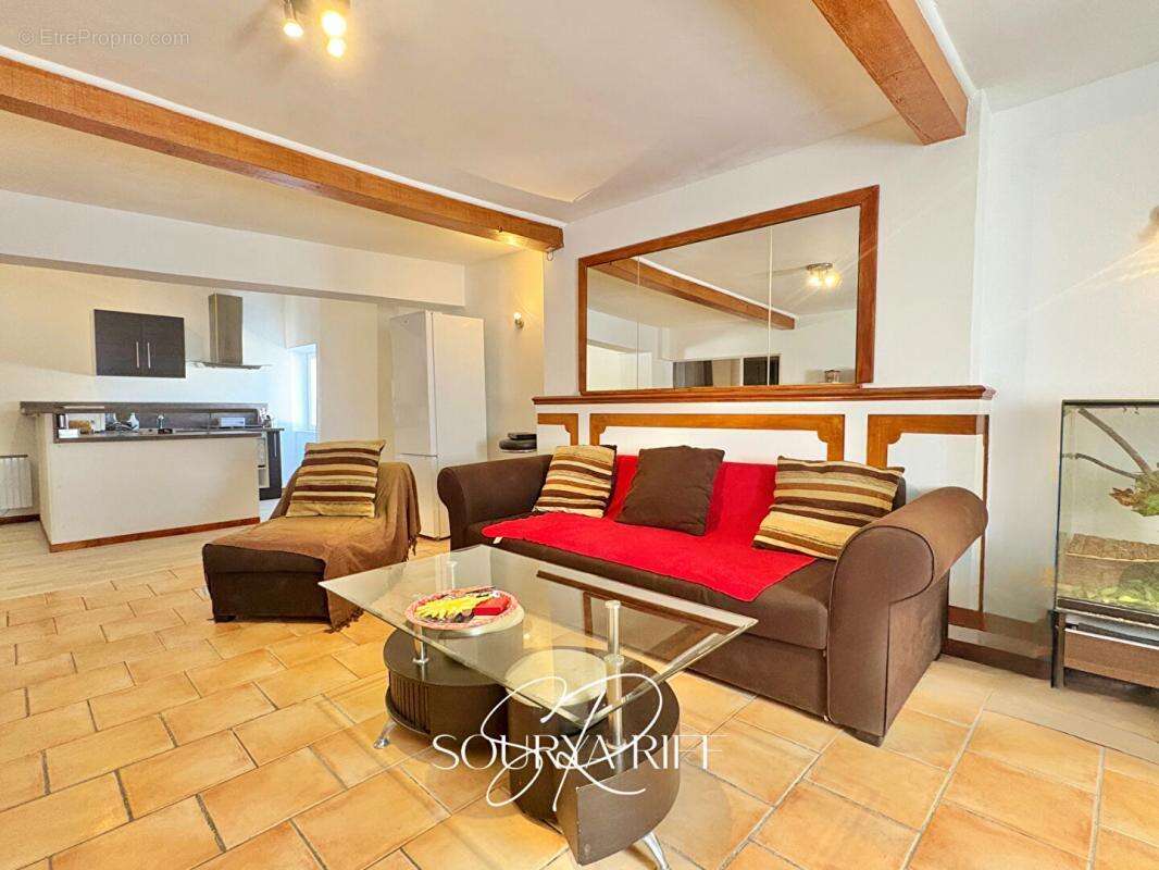 Appartement à CARCASSONNE