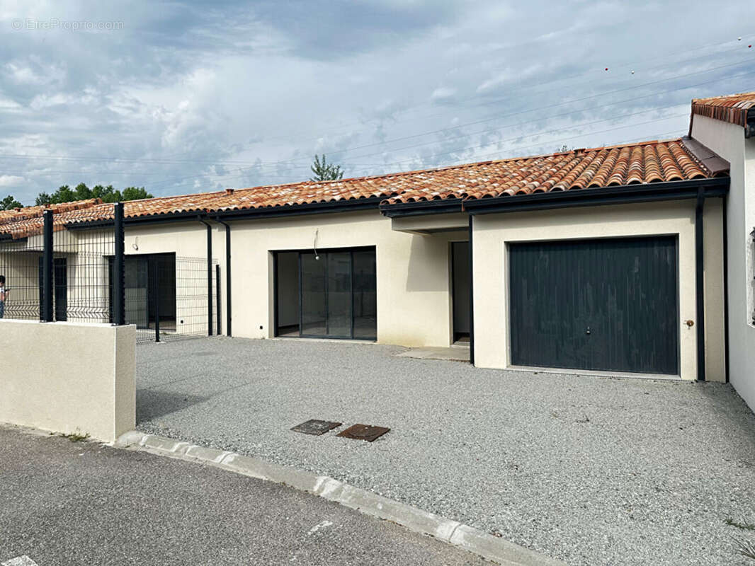 Maison à LES TOURRETTES