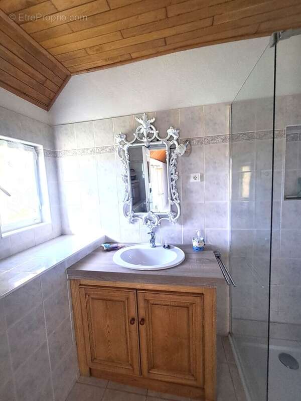 Maison à CAMPAGNAC-LES-QUERCY