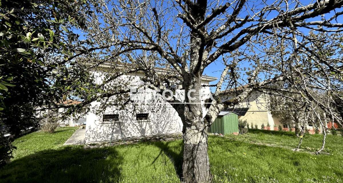 Charmante maison de 131 m² sur deux niveaux avec garage et véranda - photo 4