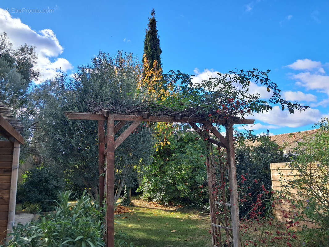 Maison à ESPONDEILHAN