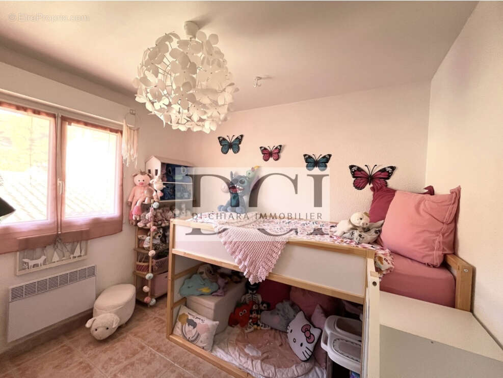 Maison à ENSUES-LA-REDONNE