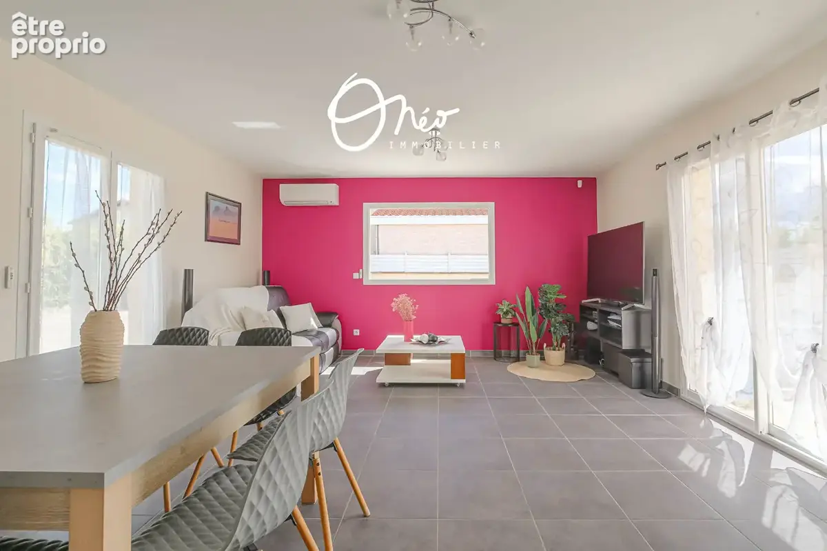 Mions - Maison 5 pièces de 110 m2 avec garage double - Piscine - photo 7