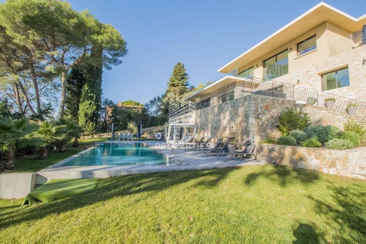 Maison à MOUGINS