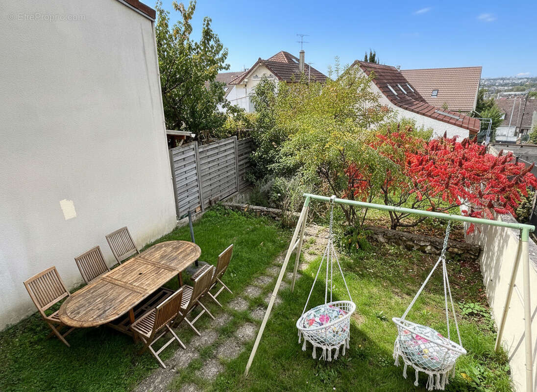 Maison à VILLENEUVE-SAINT-GEORGES