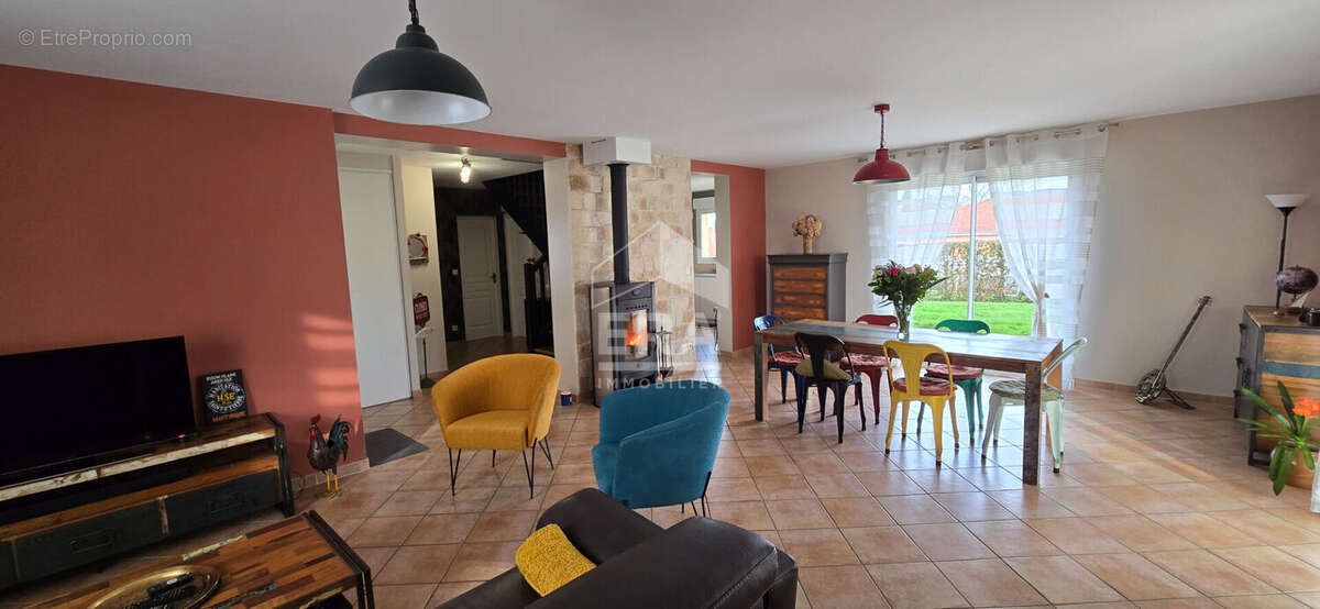 Maison à VANDEINS