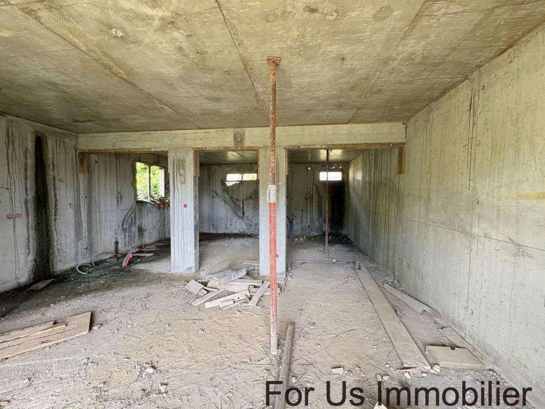 Maison à BAIE-MAHAULT