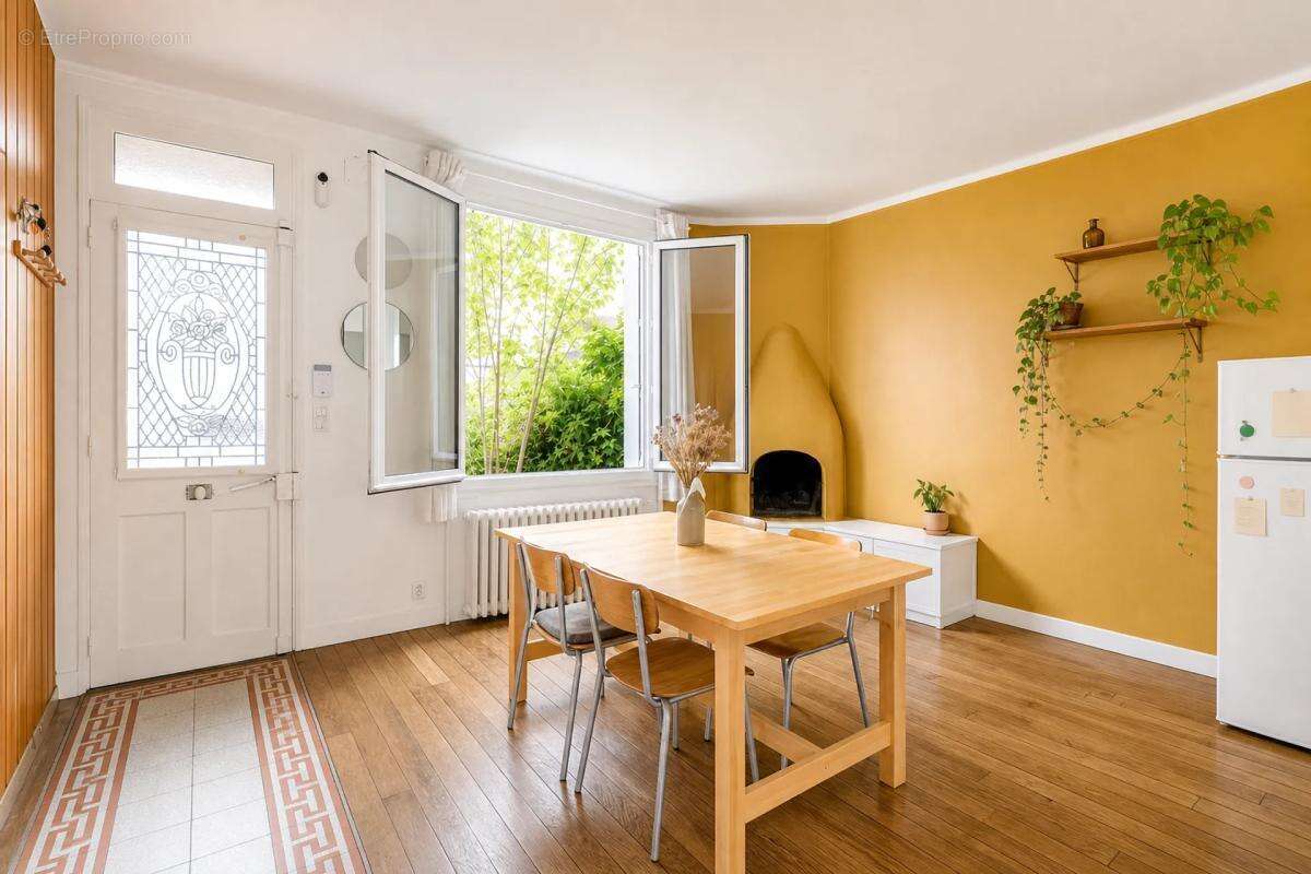 Maison à MONTREUIL