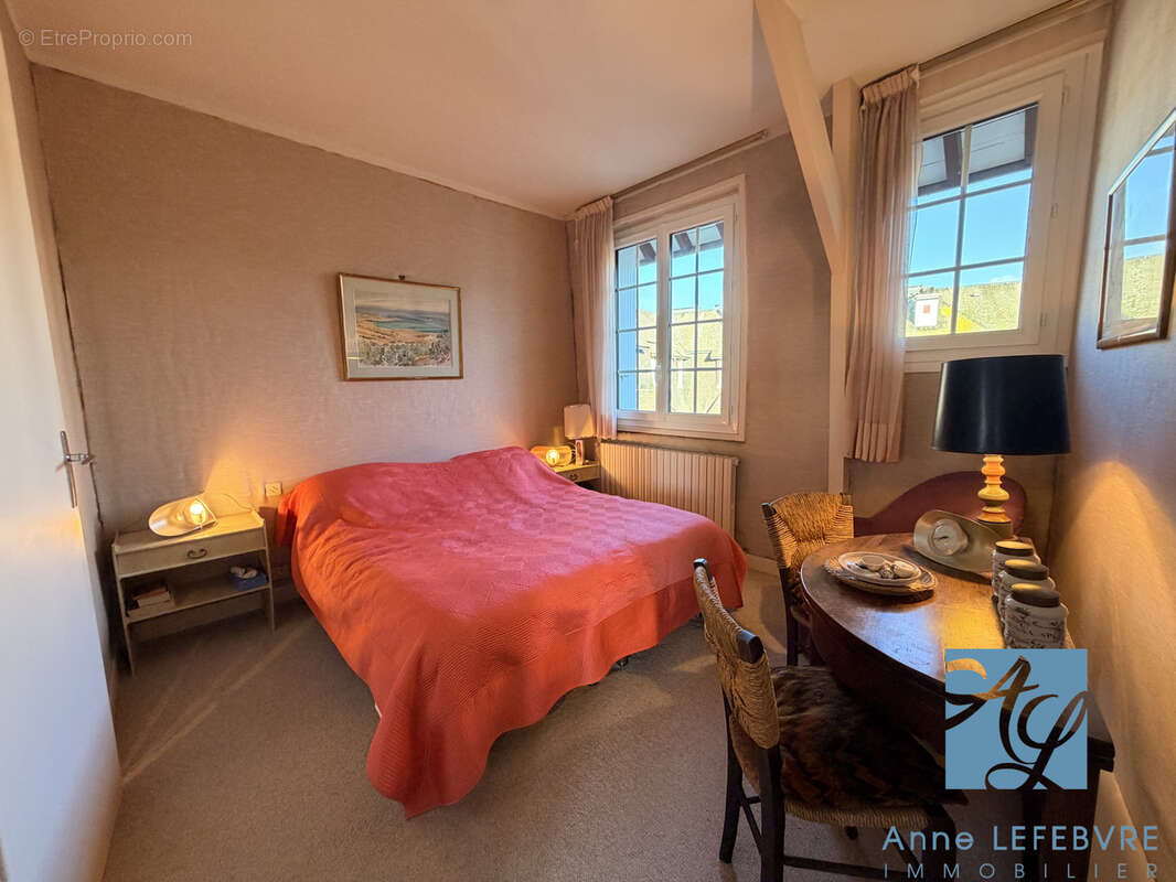 Appartement à TROUVILLE-SUR-MER