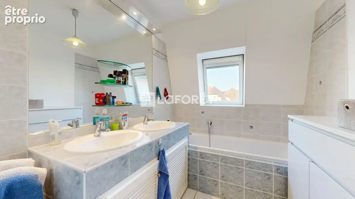Appartement 4 pièces avec balcon et garage - Bischheim - photo 11