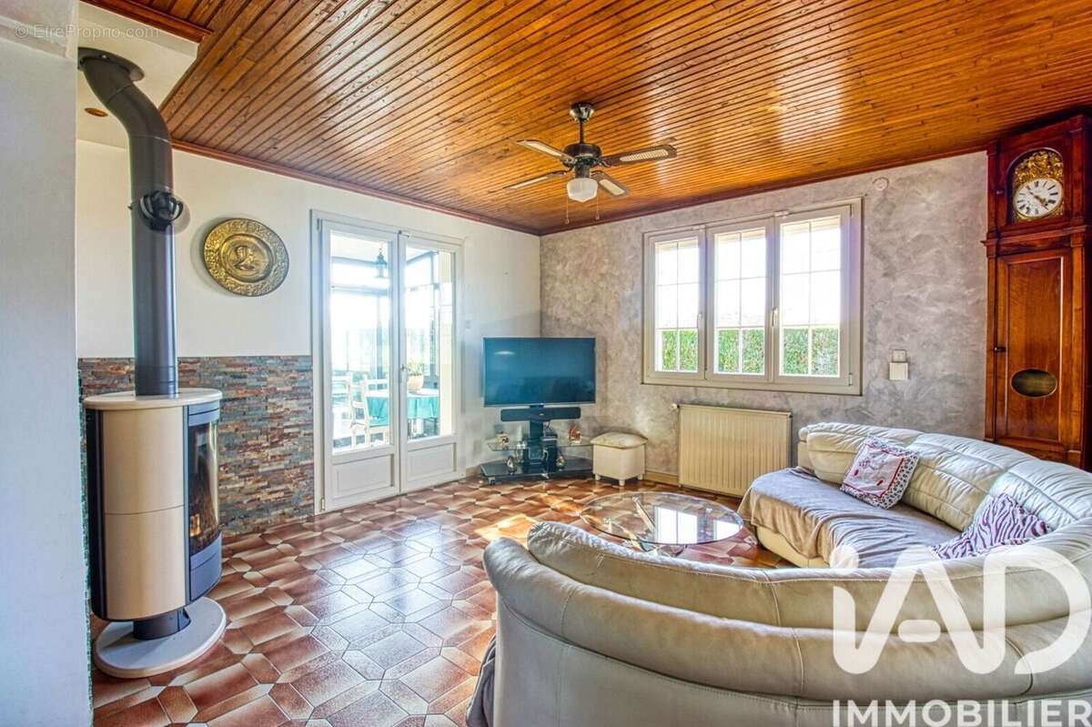 Photo 3 - Maison à SERMAISES