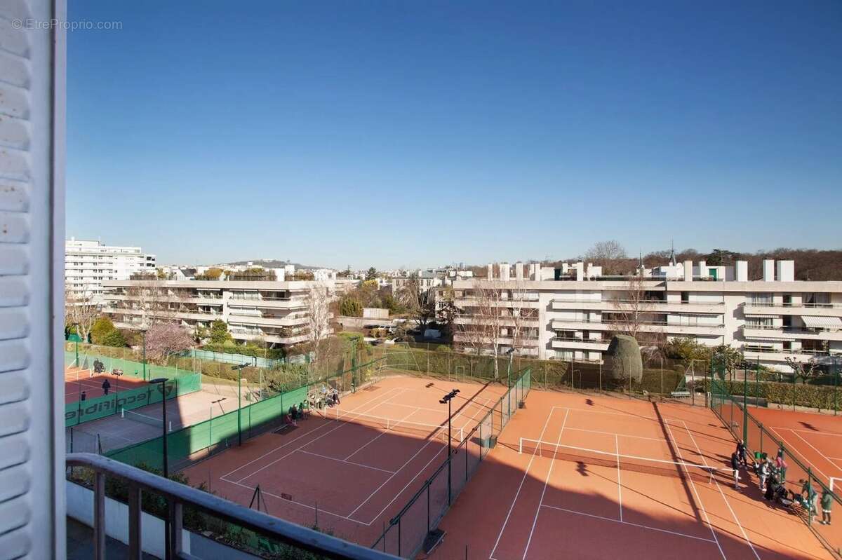 Boulogne Nord – À 500 m du métro Jean Jaurès, à deux pas du Bois de Boulogne et des commerces Appartement 3 pièces en excellent  - photo 12