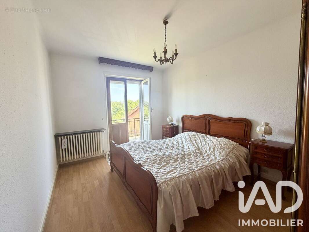 Maison 171 m² à Montreux-Vieux  - photo 9