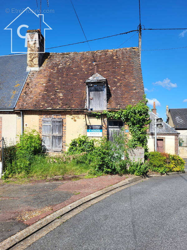 Maison à SARGE-SUR-BRAYE