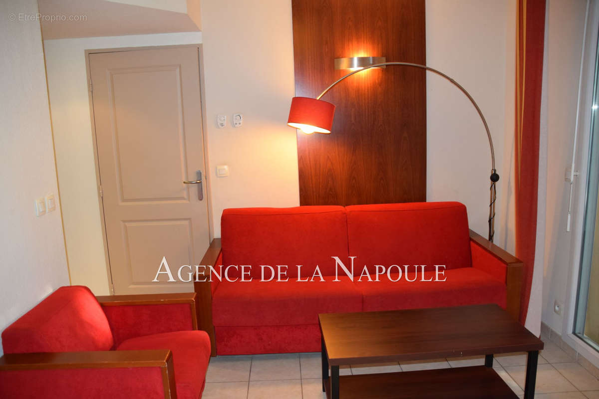 Appartement à MANDELIEU-LA-NAPOULE