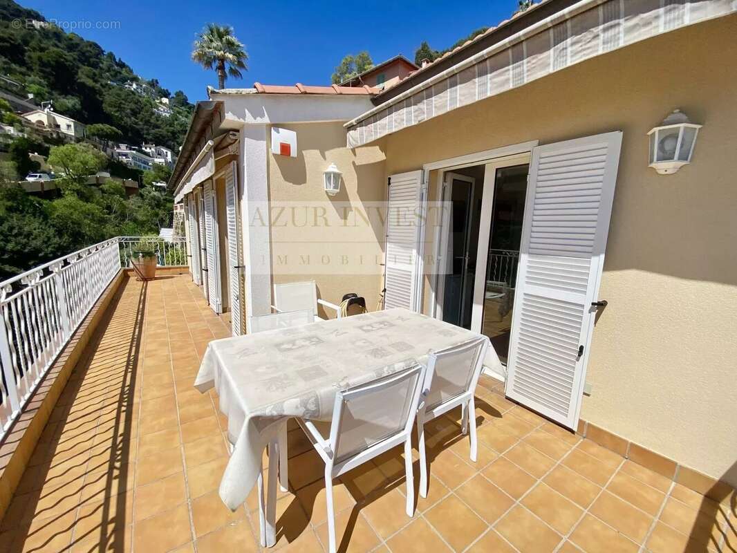Appartement à ROQUEBRUNE-CAP-MARTIN
