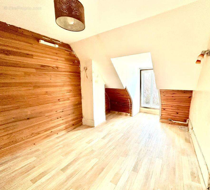 Maison à NOINTEL