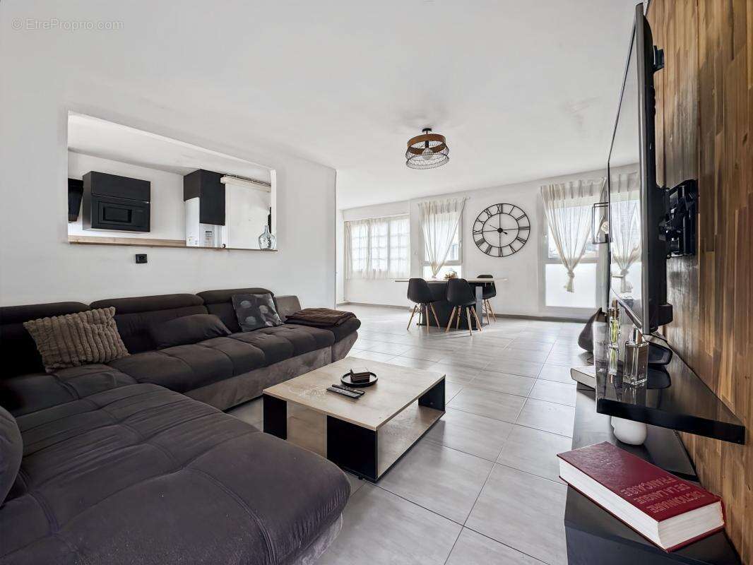 Appartement à VITROLLES