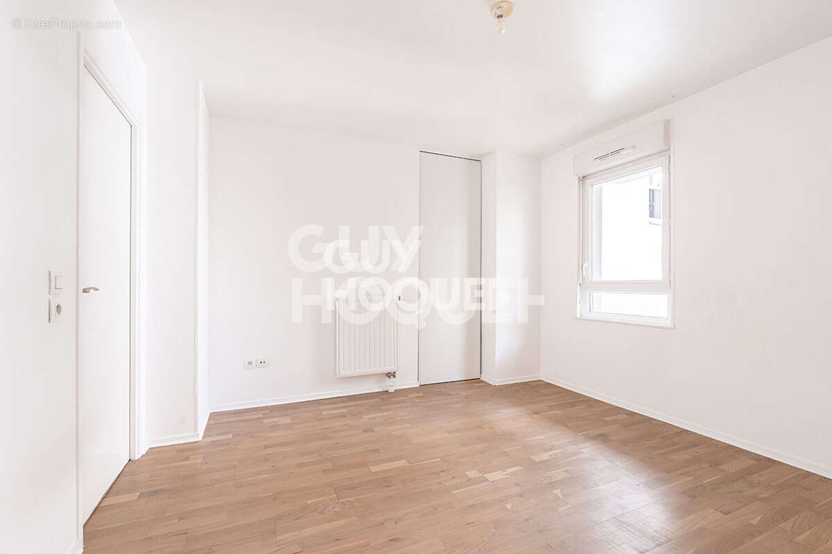 Appartement à GENNEVILLIERS